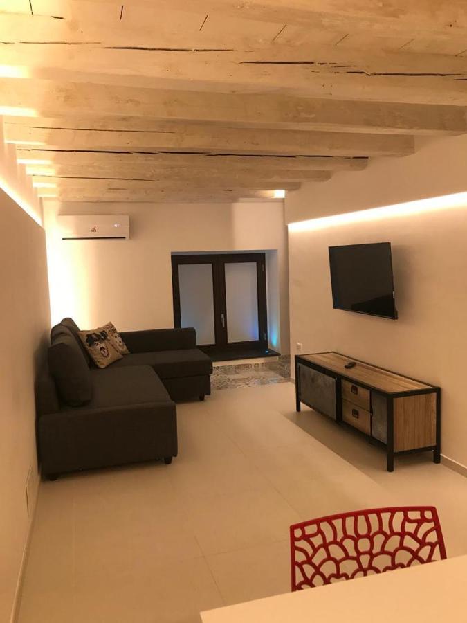 Il Vicoletto Luxury Apartments アウグスタ エクステリア 写真